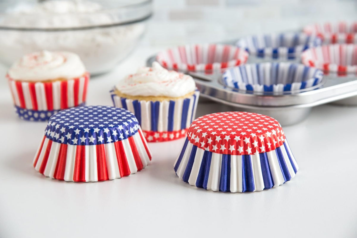 Fox Run Patriotic United States Baking Cup Set of 50
