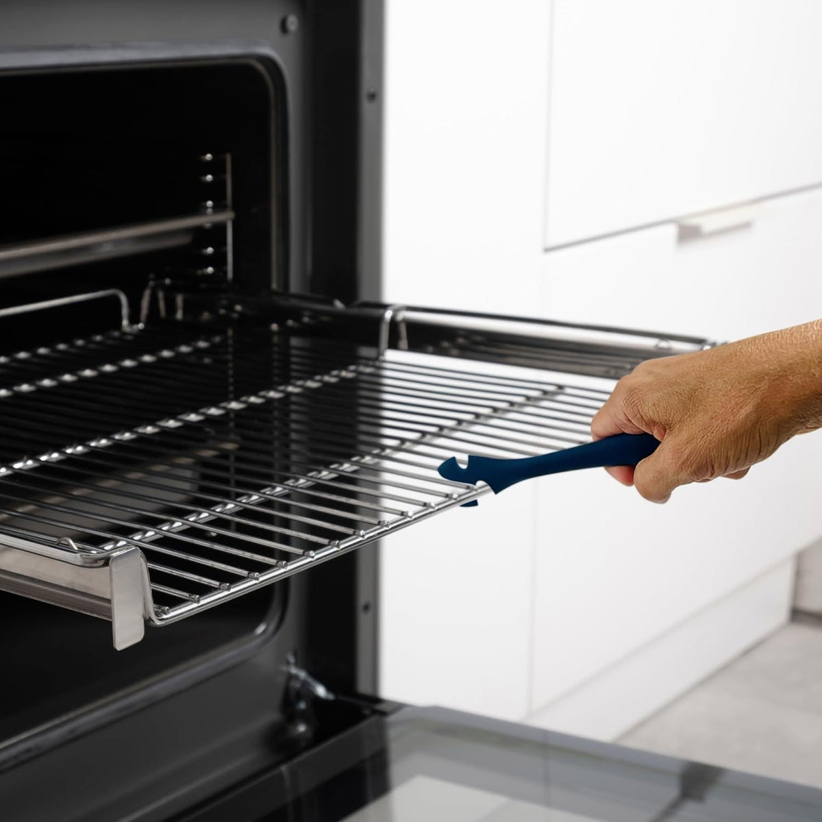 Fox Run Oven Push and Pull Tool – Navy Blue