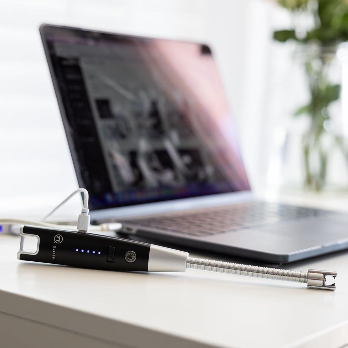 Outset USB Rechargeable Grill Lighter