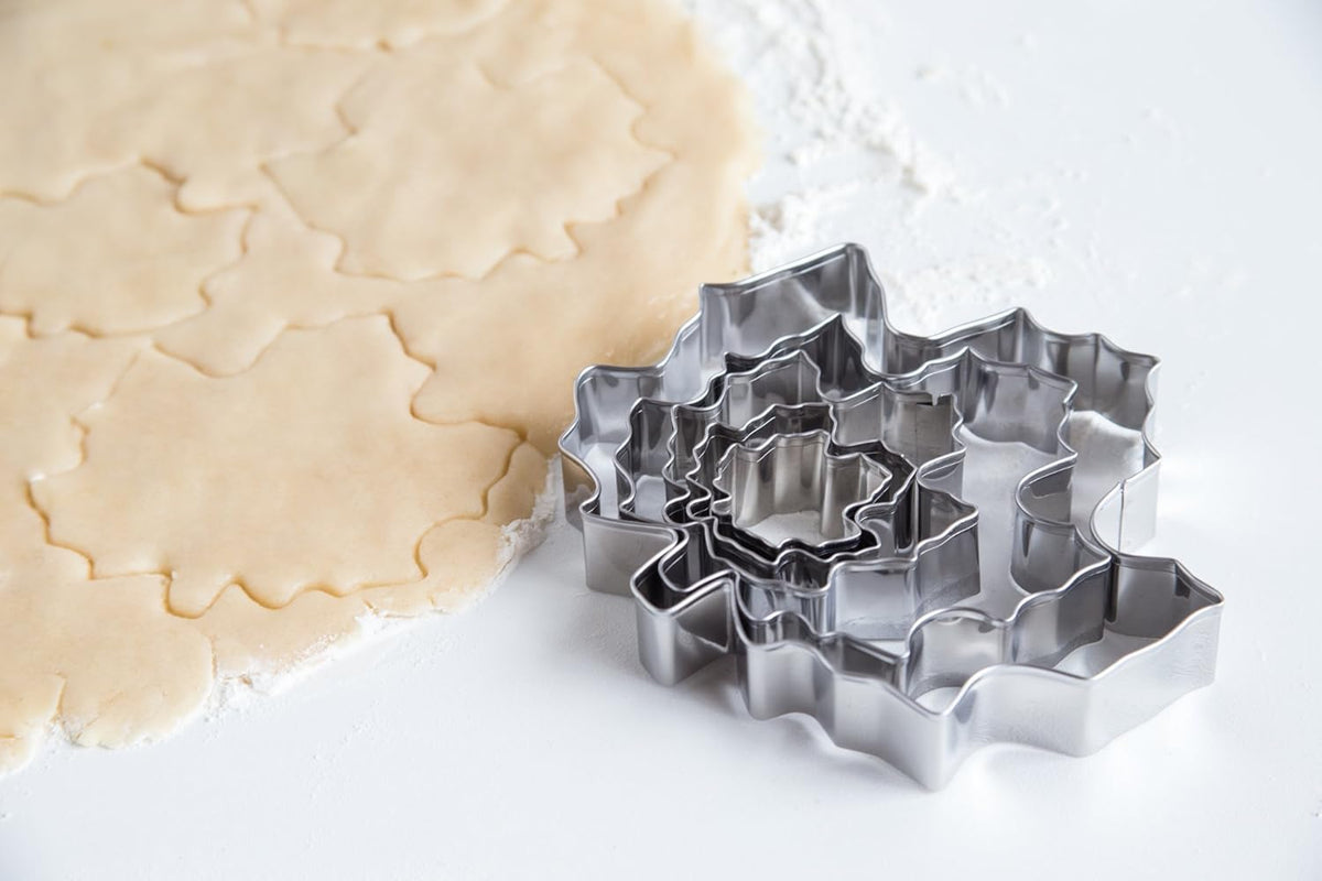 Fox Run Maple Leaf Cookie Cutter Set