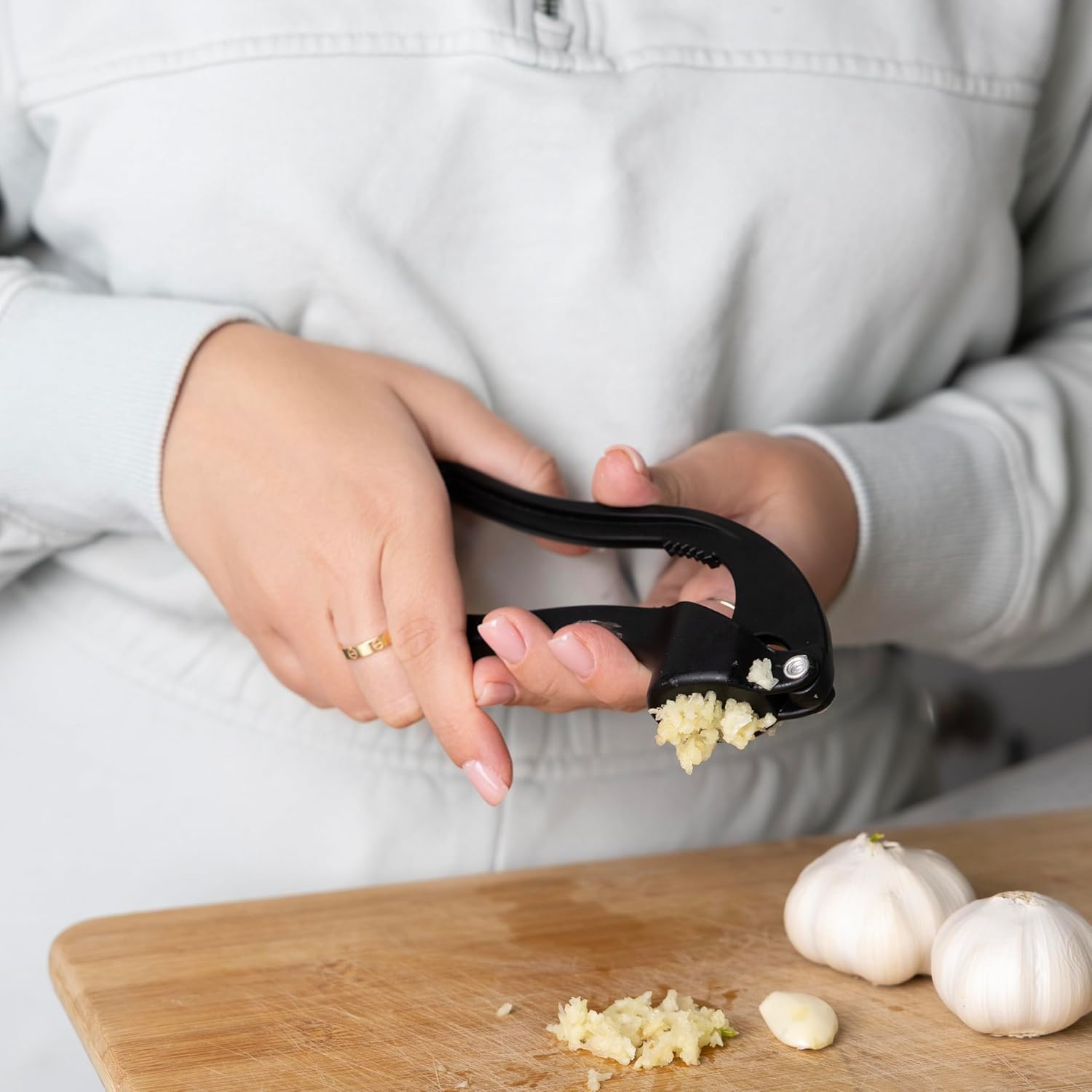 Fox Run Garlic Press With Nut Cracker