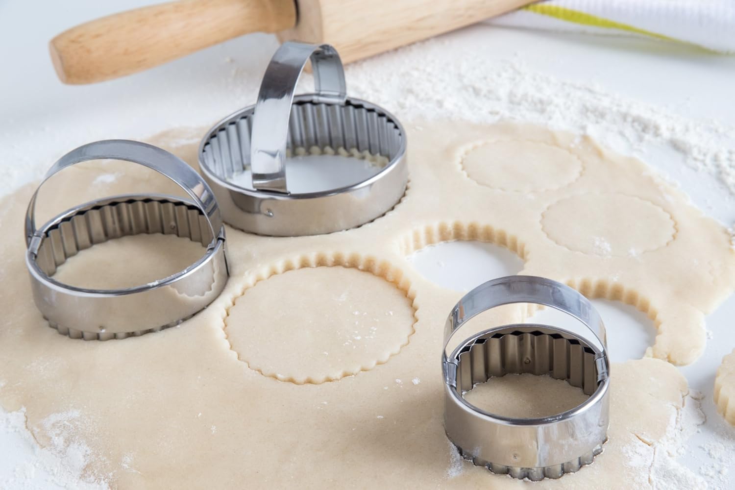 Fox Run Crinkled Cookie Cutter Set
