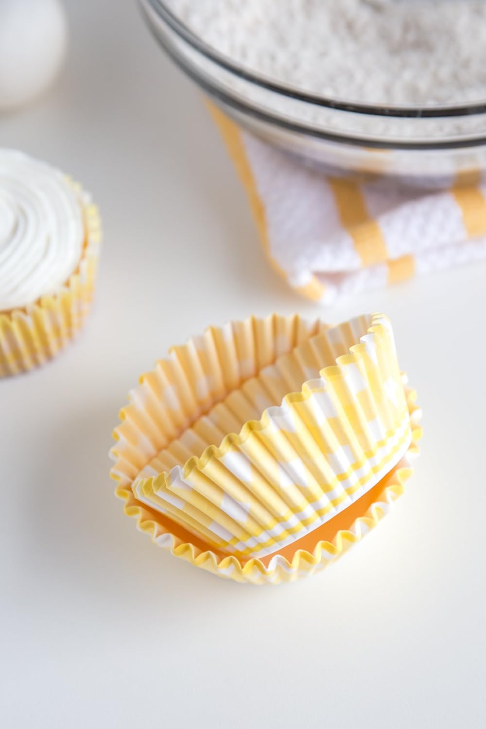 Fox Run Yellow Gingham Bunny Baking Cup Set of 50