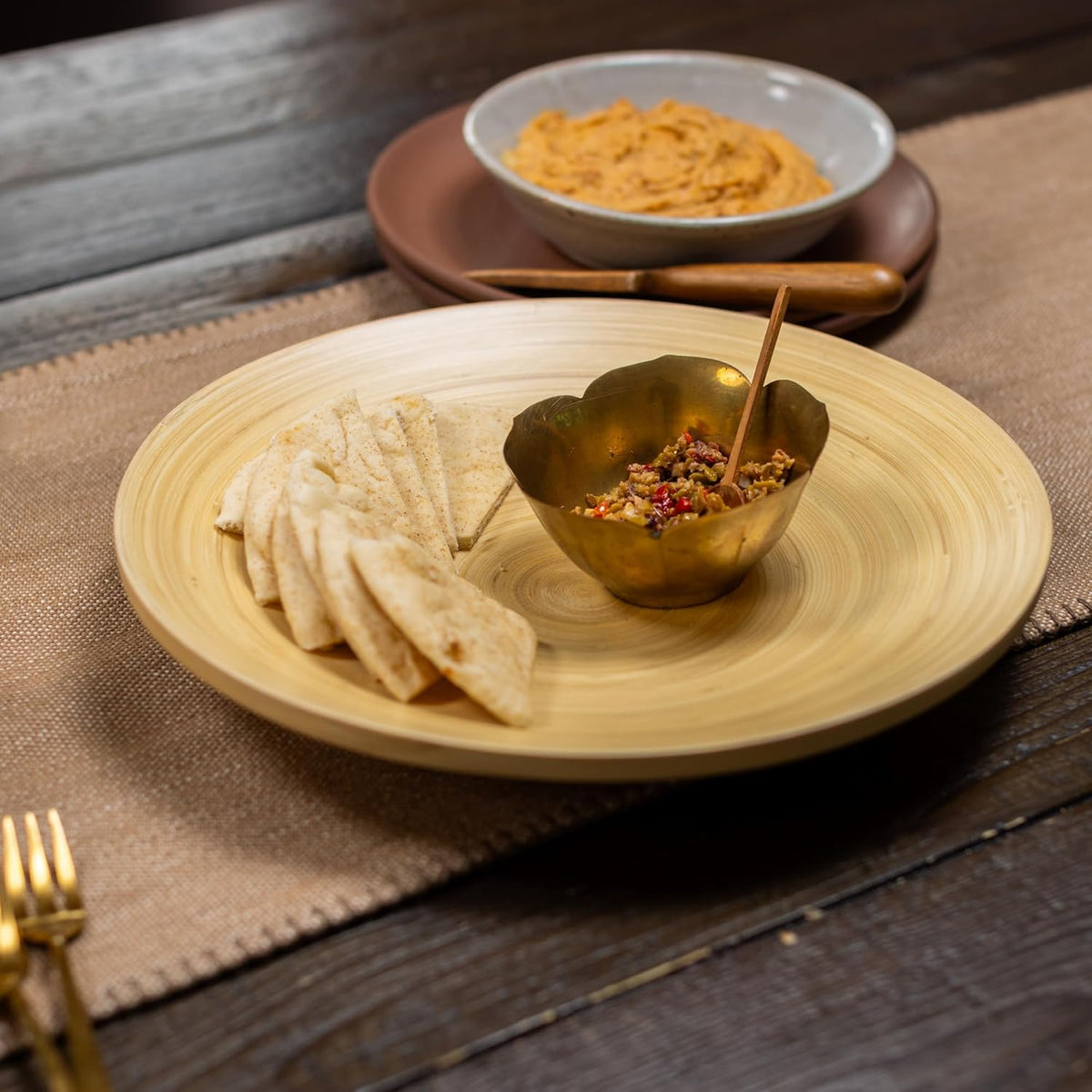 Joyce Chen Lexa Bamboo Footed Plate – Natural – 12 Inch