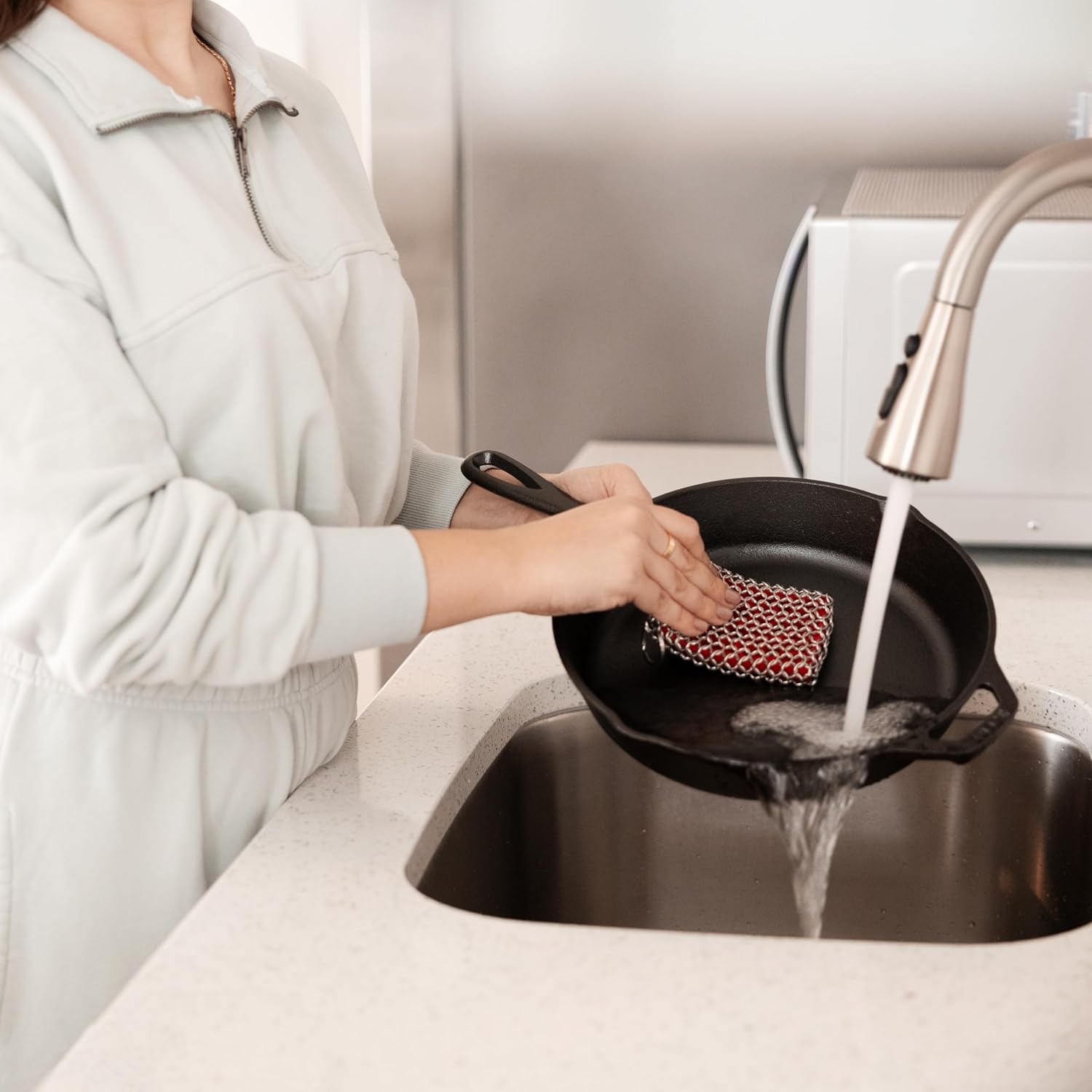 Outset Cast Iron Chain Scrubber