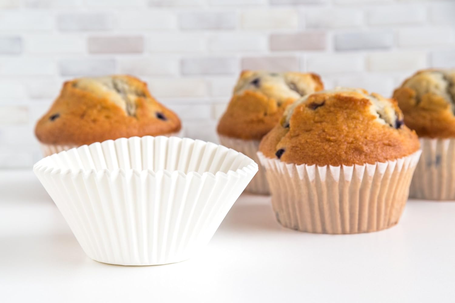 Fox Run White Texas Size Baking Cups Set of 24