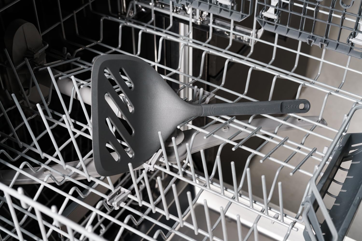 Zyliss Turner – XL by Kitchen Niche