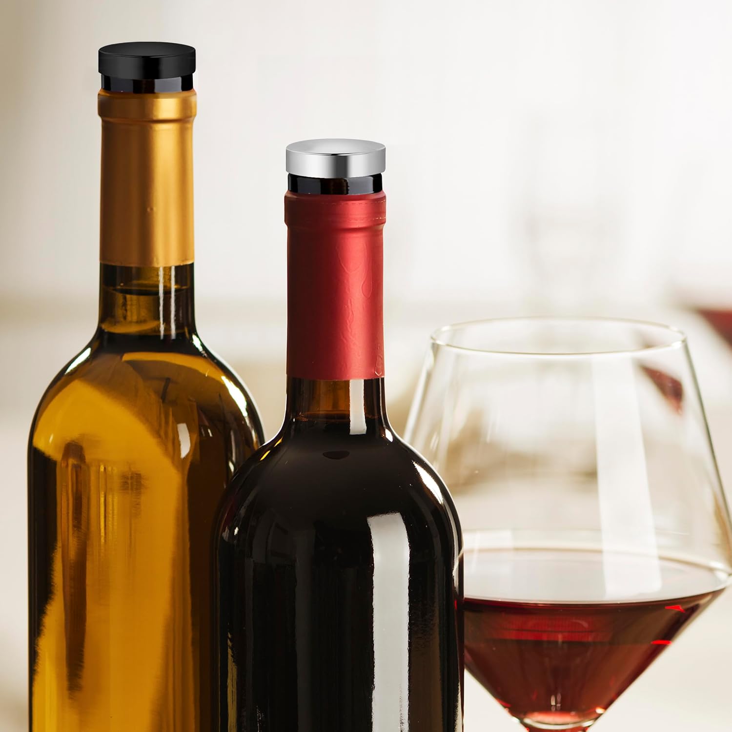 Oggi Set of 2 Bottle Stoppers