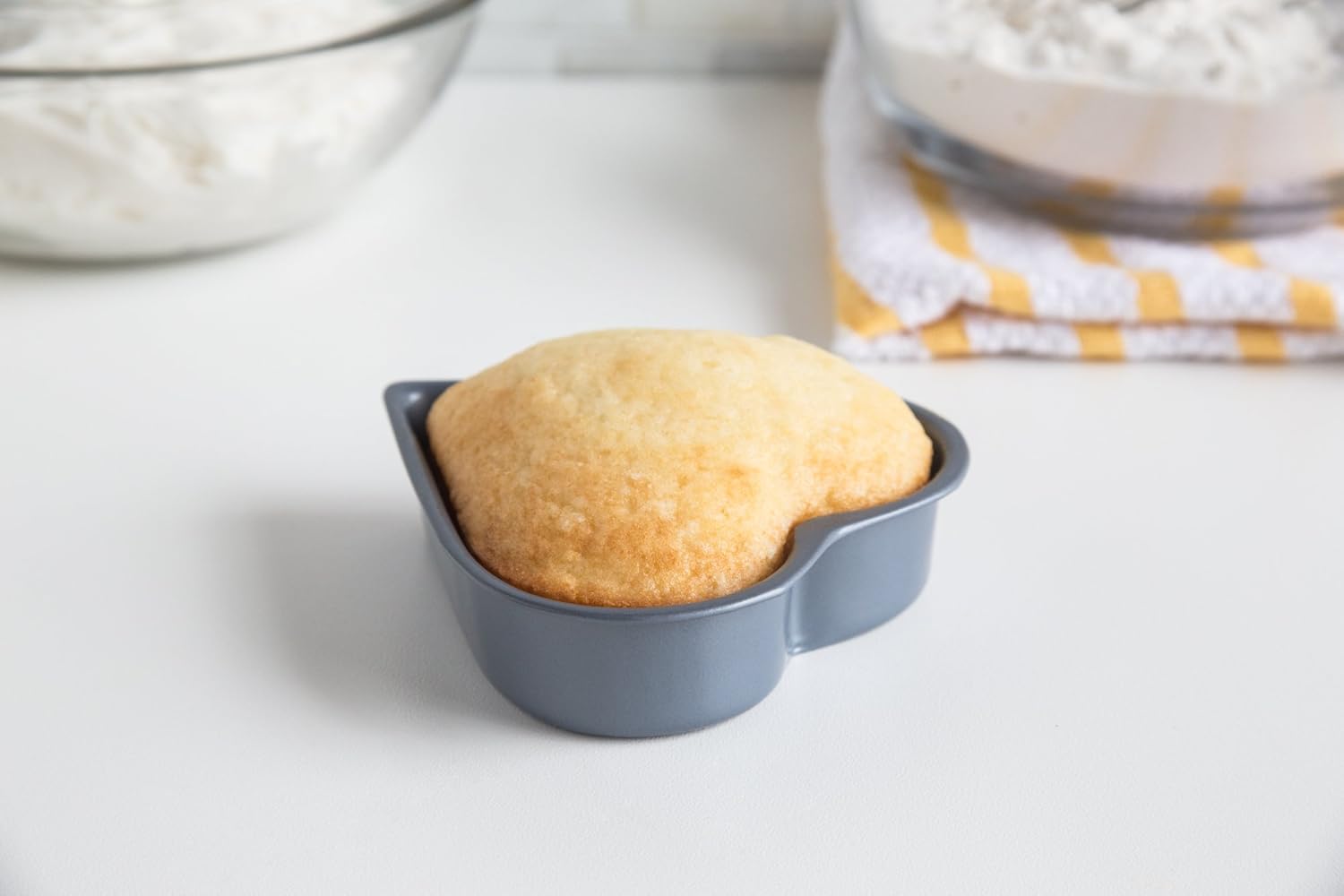 Fox Run Mini Heart Cake Pan