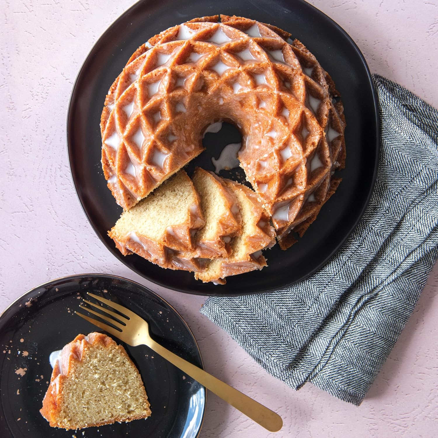 Nordic Ware Jubilee Bundt Pan