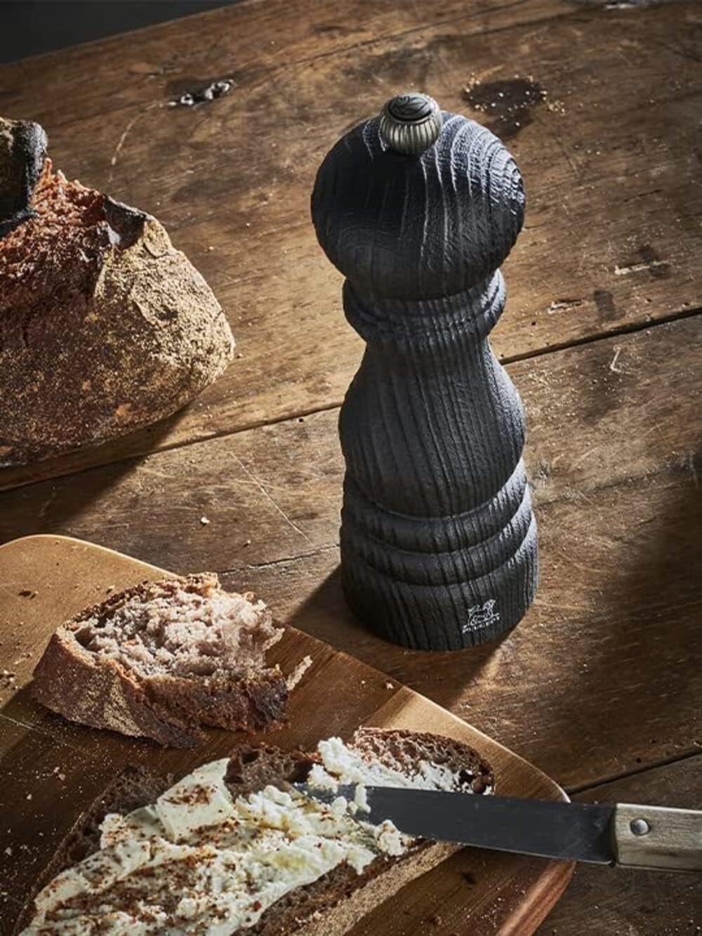 Peugeot Paris Nature Black Salt Mill – 23 cm