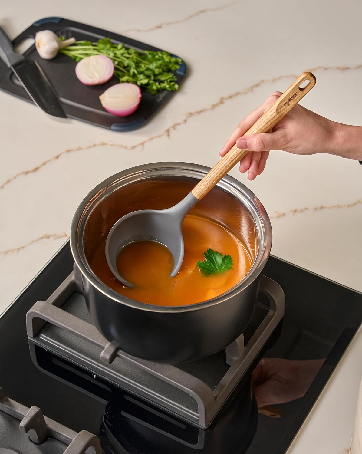 Zyliss Ladle with Oak Wood Handle