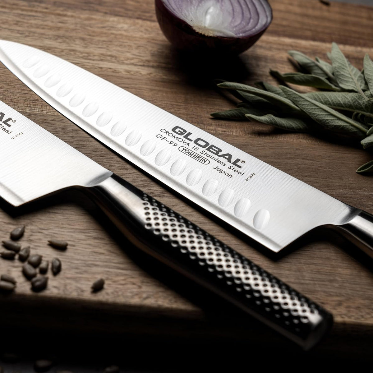 Global Chef’s Knife – Fluted – 20.5 cm / 8.1"