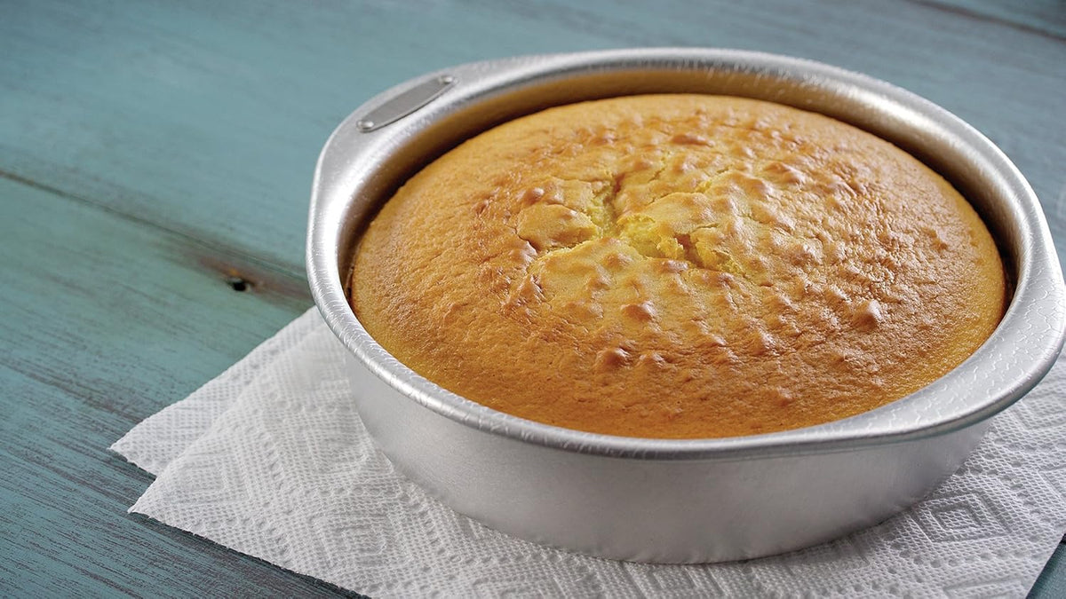 Doughmakers Round Cake Pan