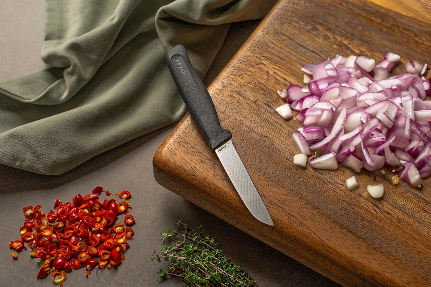 Zyliss Vegetable Knife – 3.54" / 9 cm