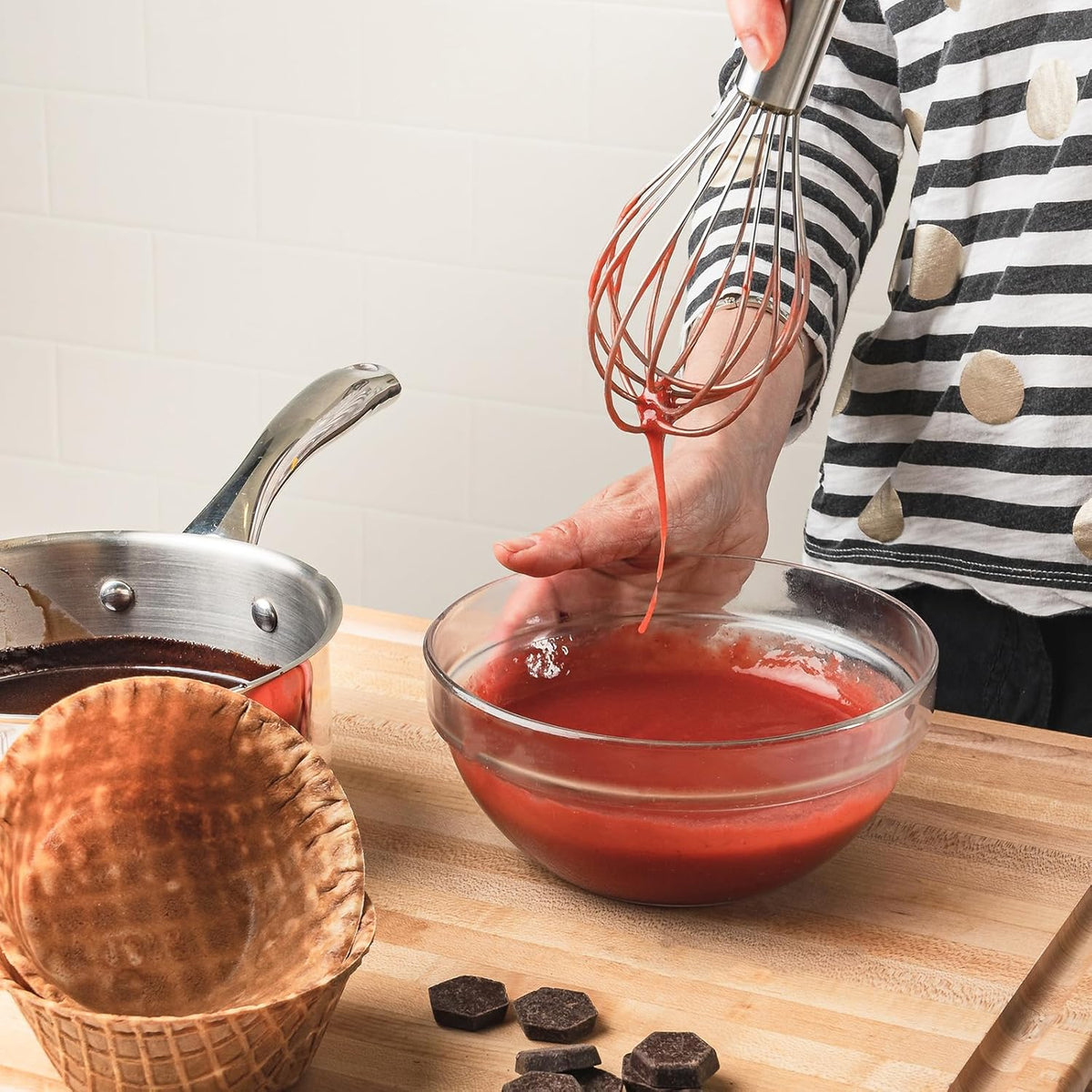 Cuisipro Balloon Whisk (8 wires) – 10" / 25.4 cm – Silicone Frosted Cuisipro by Kitchen Niche