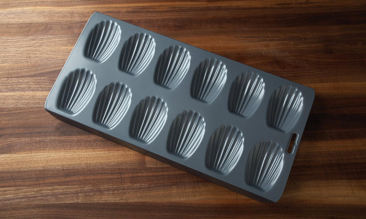 Fox Run 12-Mold Madeleine Pan