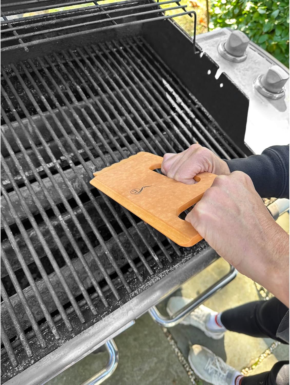 Outset Grill Grate Cleaner – Verde Paper Fiber