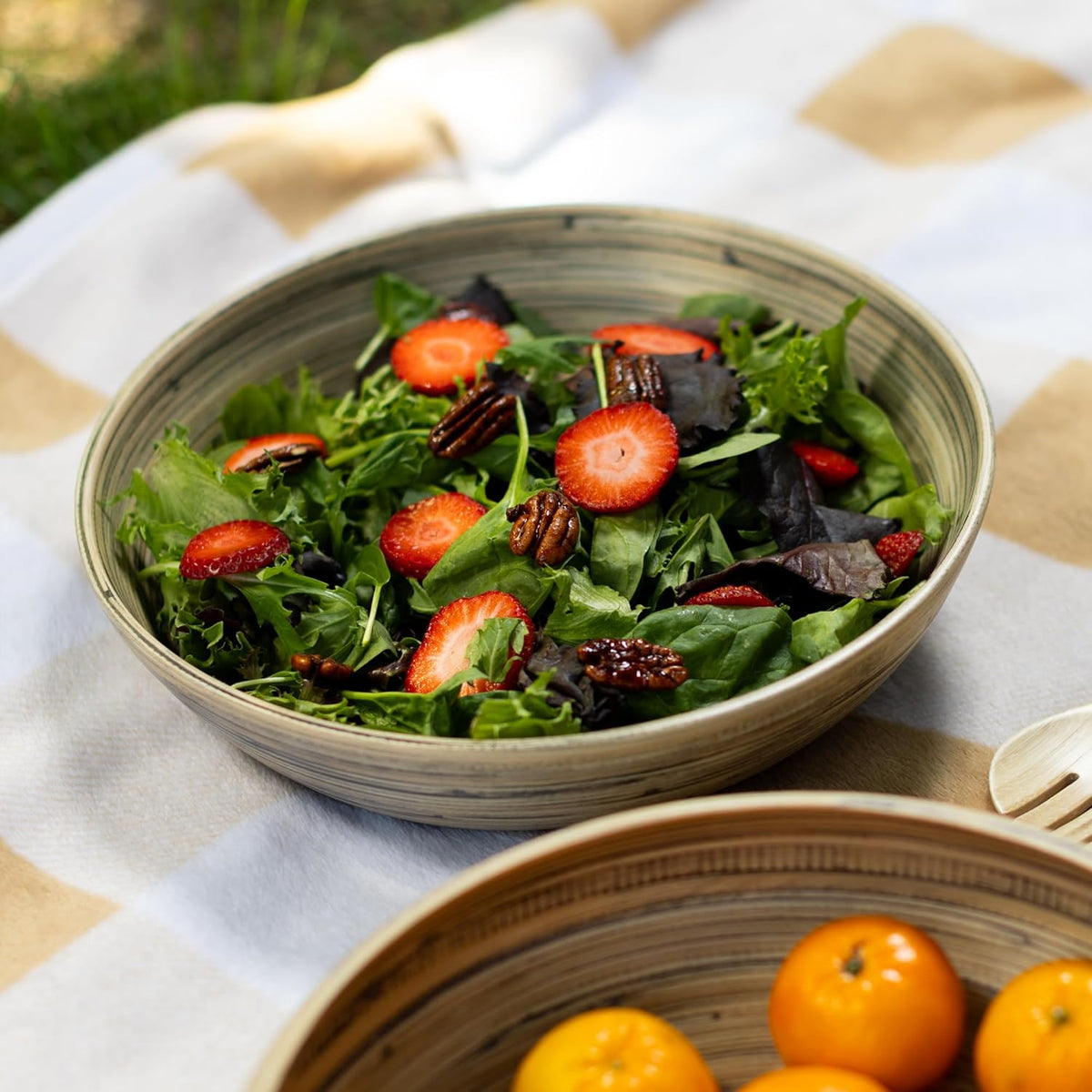 Joyce Chen Lexa Bamboo Salad Bowl – Black – 12 Inch