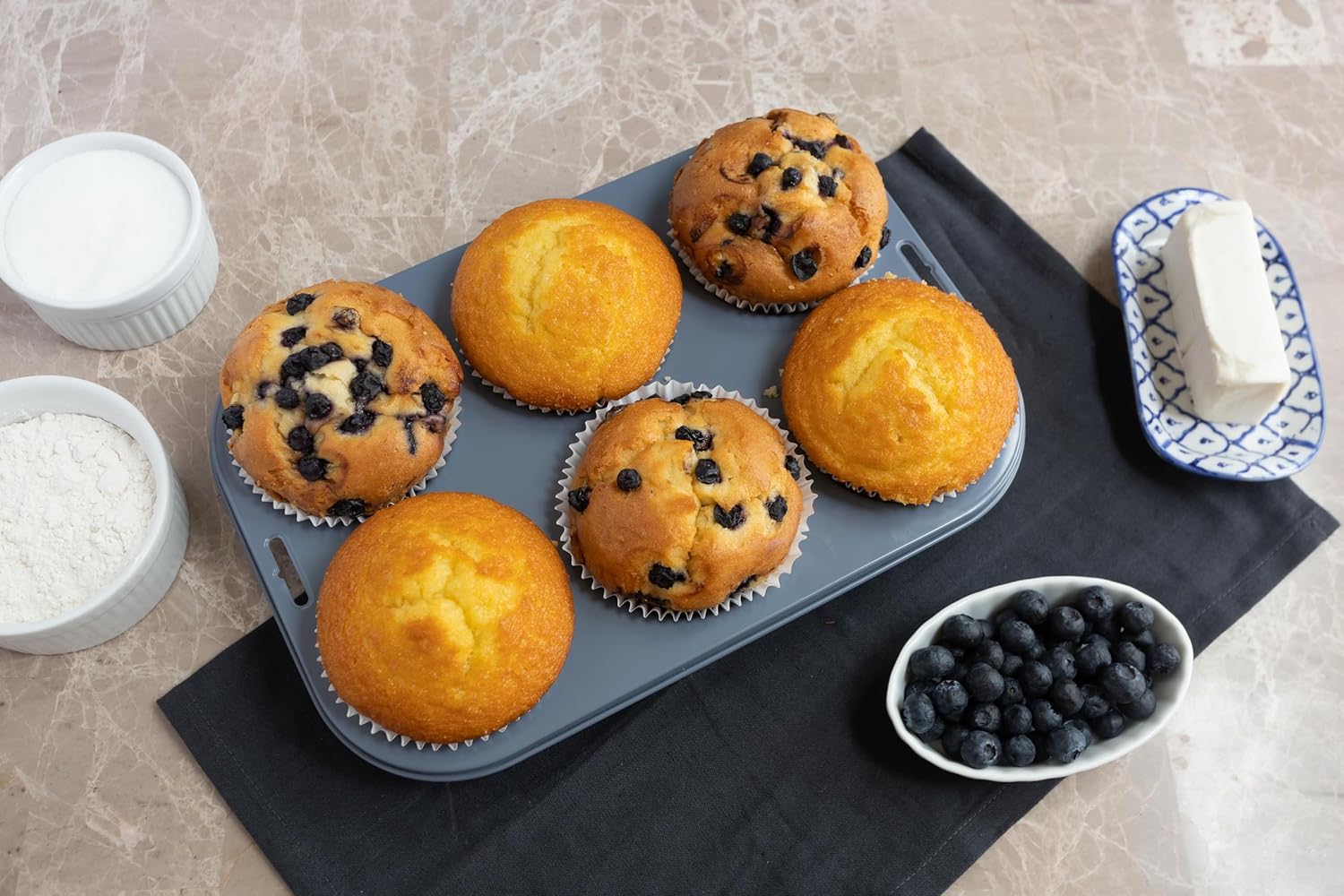 Fox Run Giant Muffin Pan – 6 Cup Non-Stick
