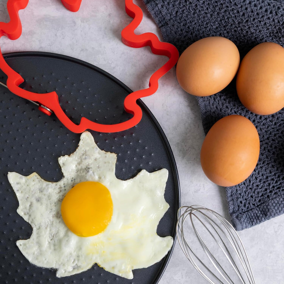Fox Run Maple Leaf Egg Ring