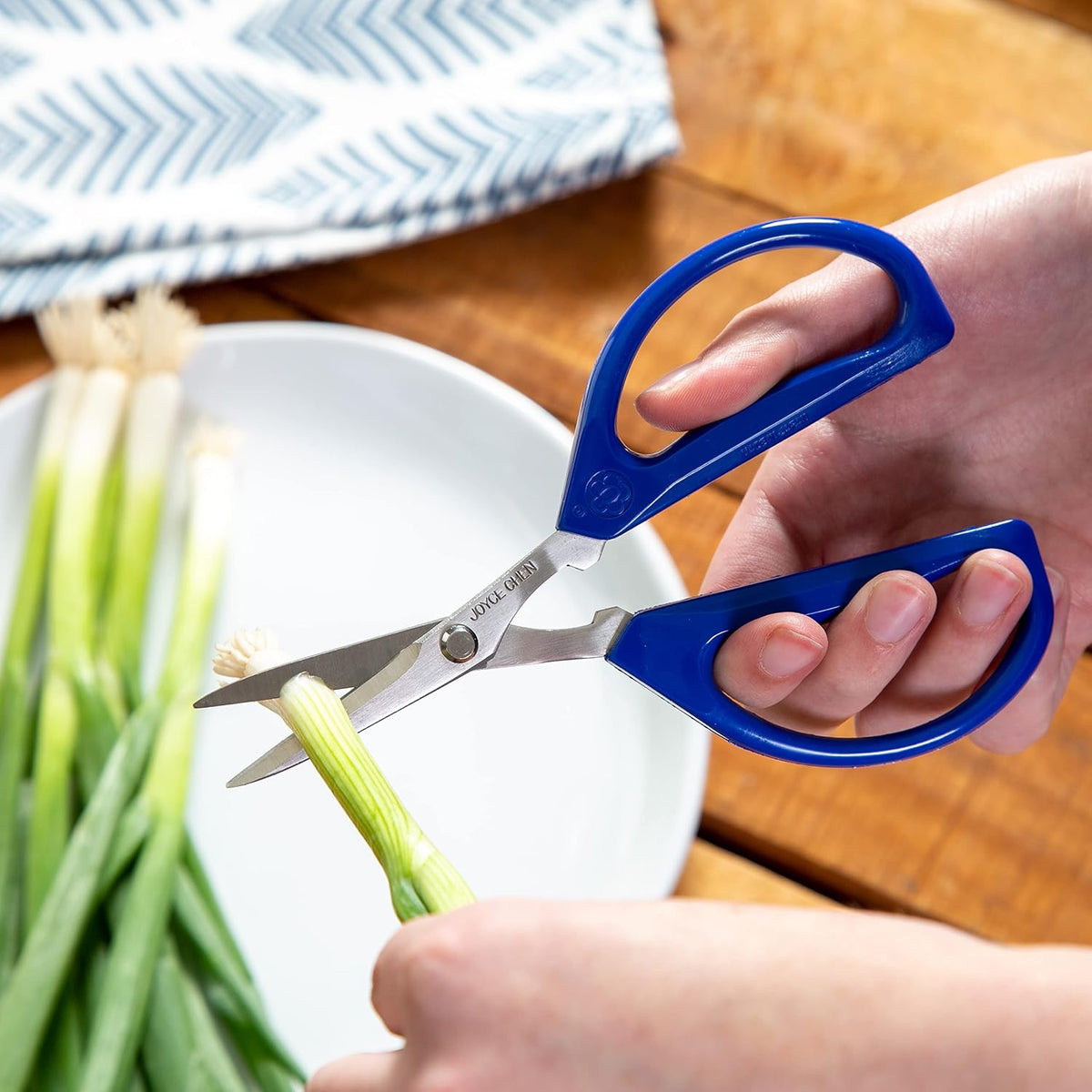 Joyce Chen Original Unlimited Kitchen Scissor – Blue