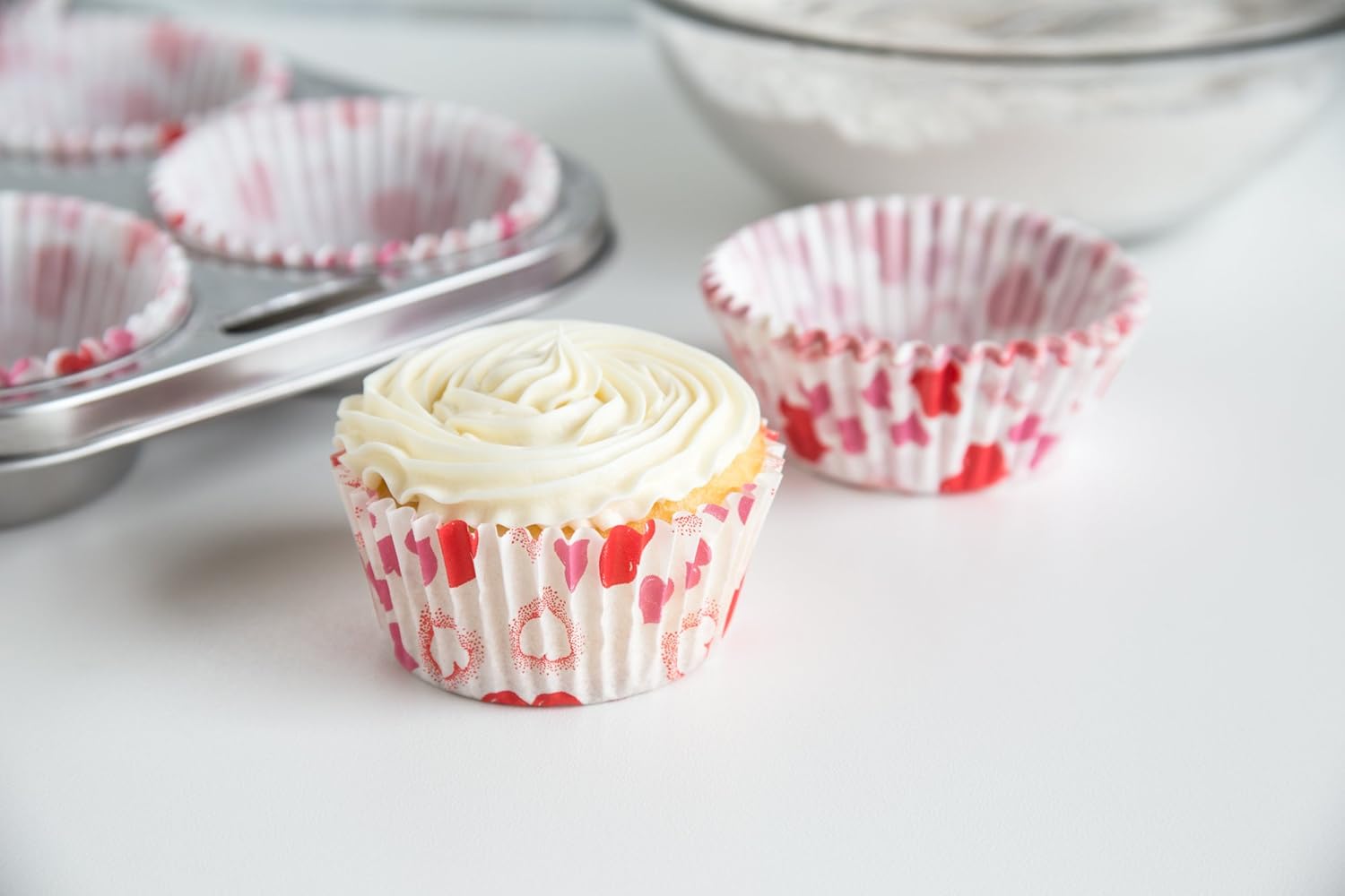 Fox Run Heart Bake Cups - 50 Pack