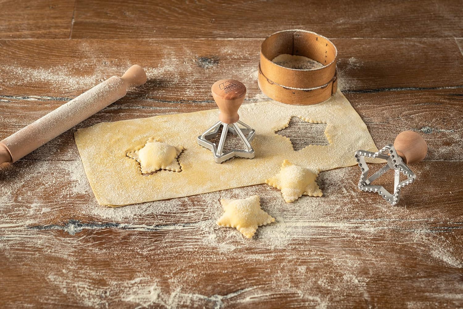 Marcato Biscottini Stamp Kit – Star 65 mm + Flower 70 mm Cookie Tools