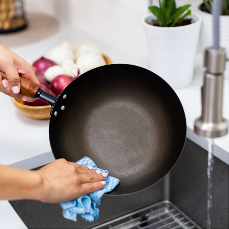 Joyce Chen Classic Series 9.5-Inch Carbon Steel Preseasoned Stir Fry Pan Joyce Chen by Kitchen Niche