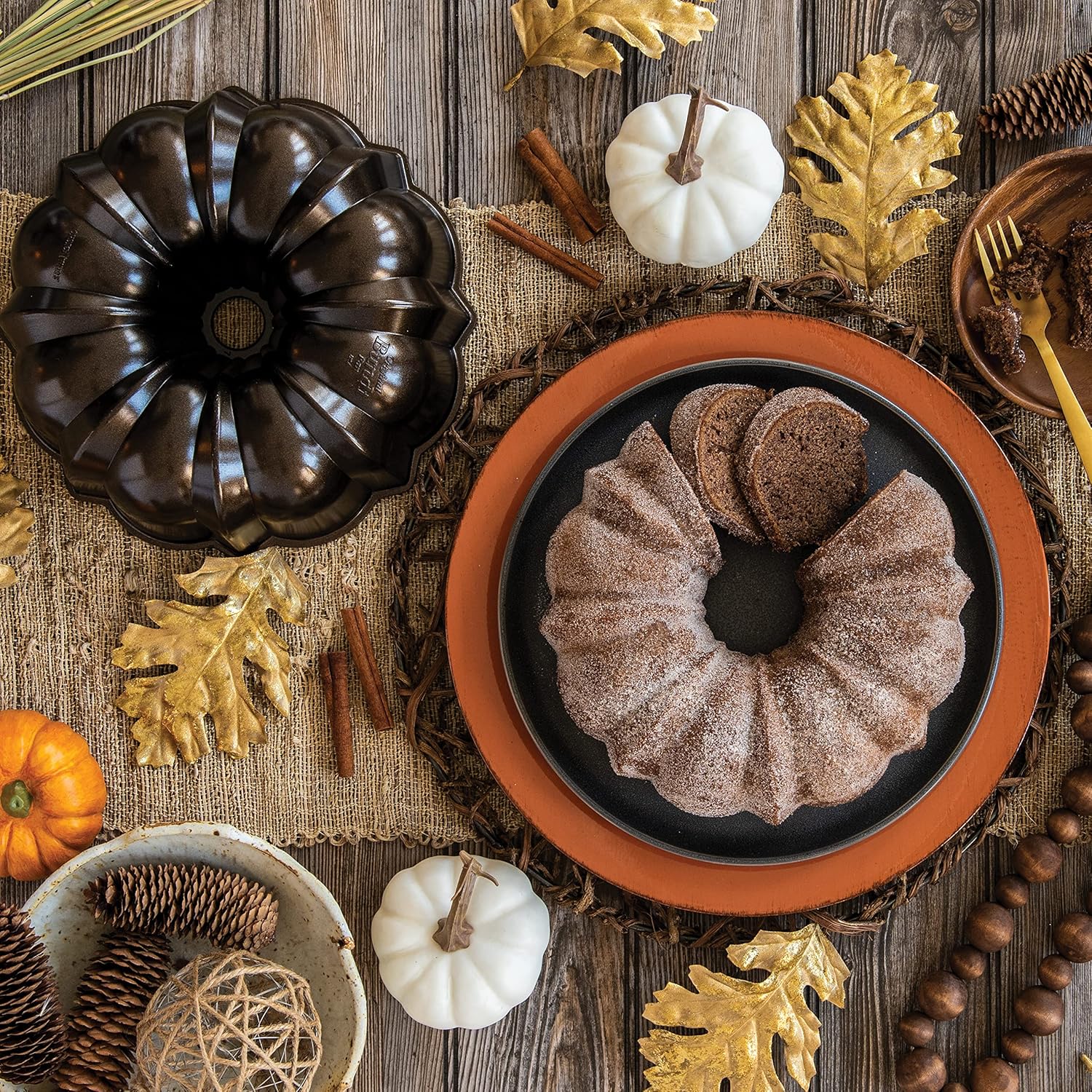 Nordic Ware Original Cast Bundt Cake Pan