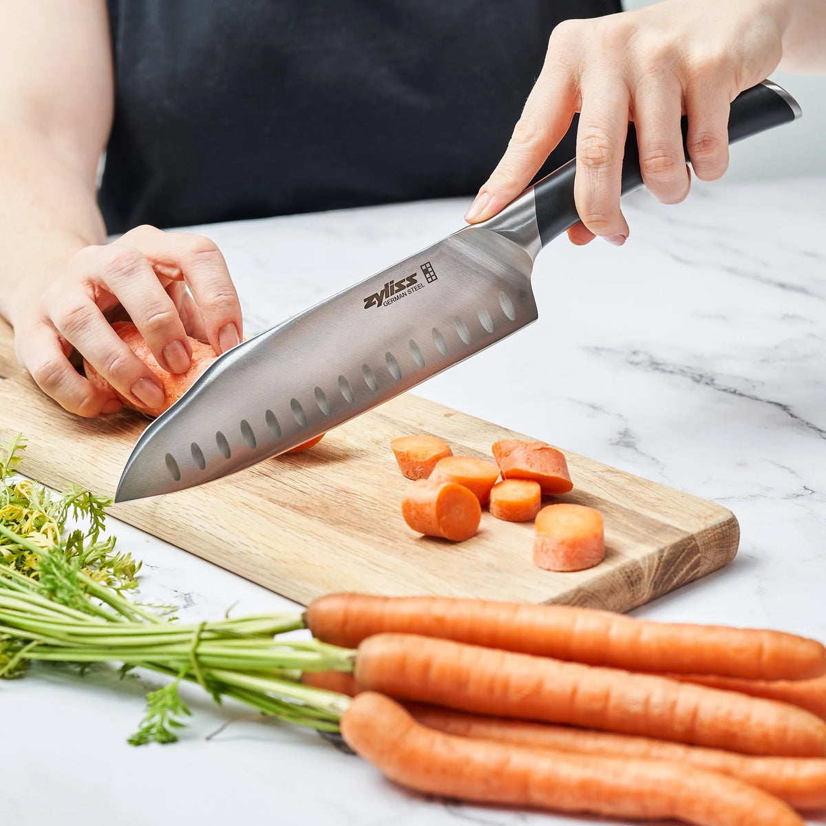 Zyliss Comfort Pro Santoku Knife – 7.28" / 18.5 cm