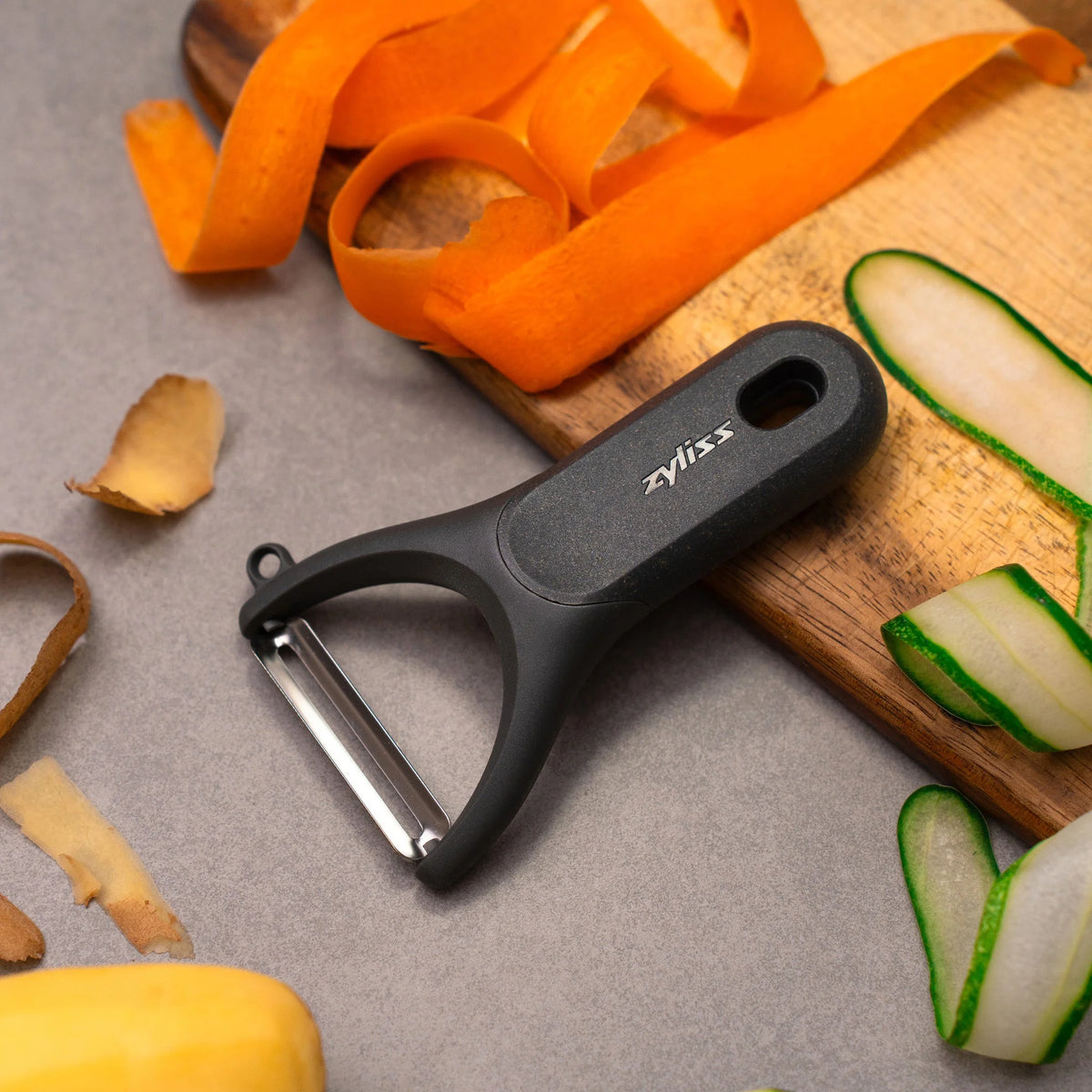 Zyliss Universal Y-Peeler