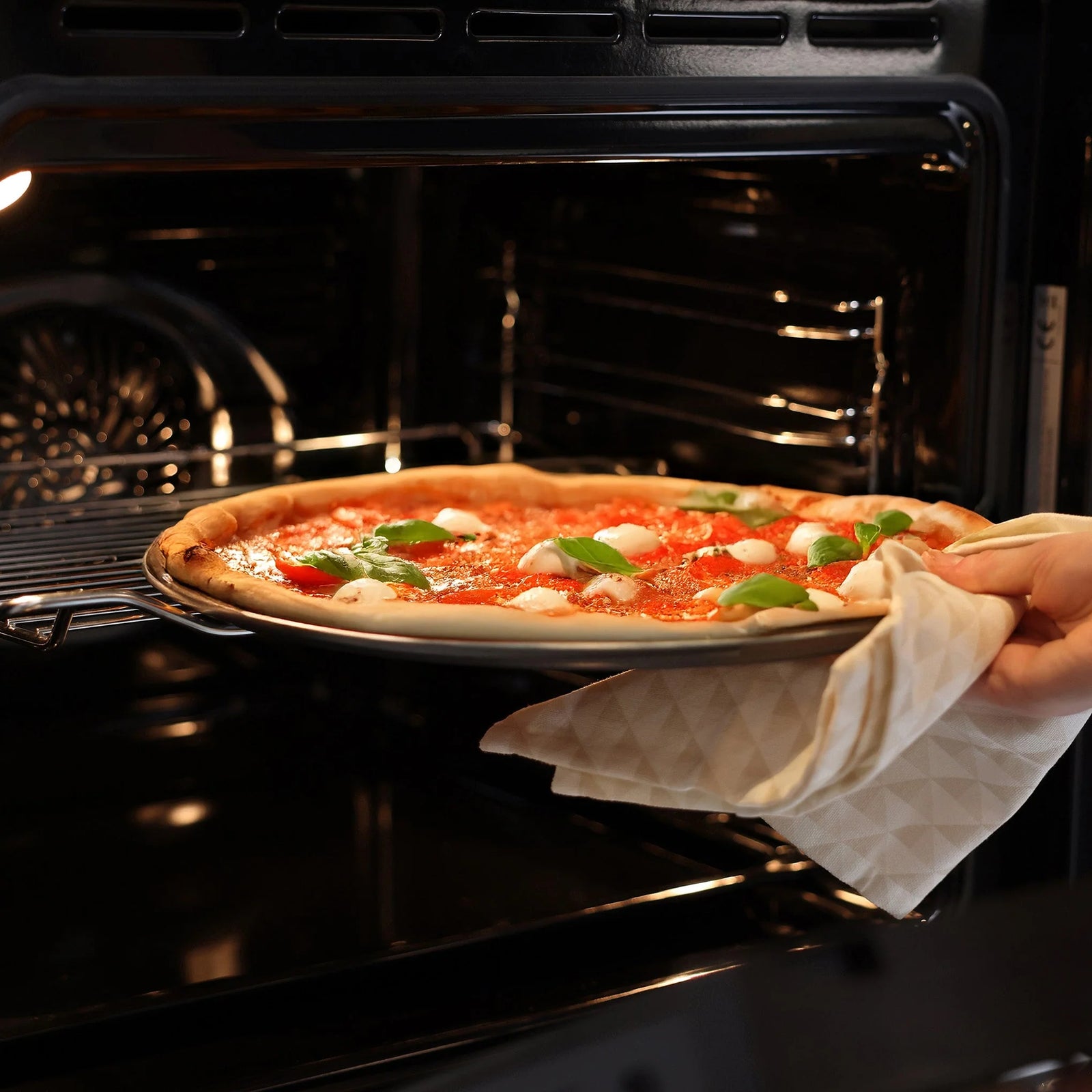 Zyliss Removable Base Square Pan