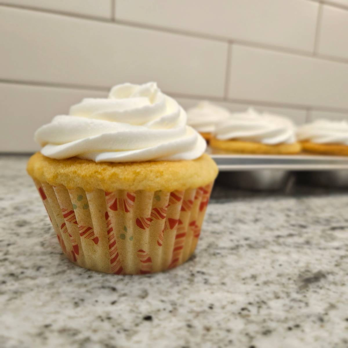 Fox Run Christmas Candy Cane Baking Cups – 50 Pack