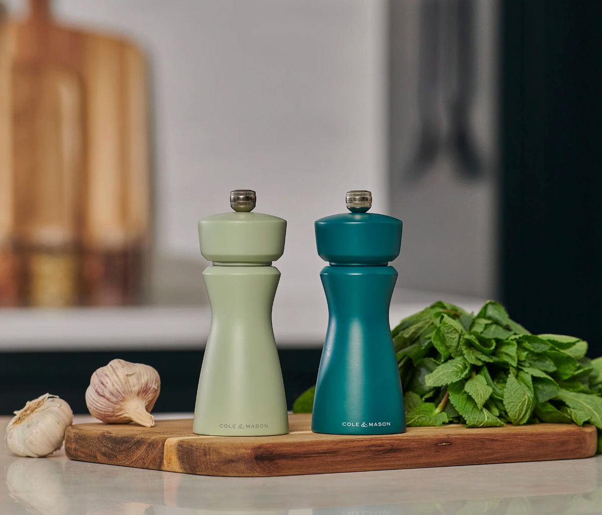 Cole & Mason Kenton Salt & Pepper Mill – Sage