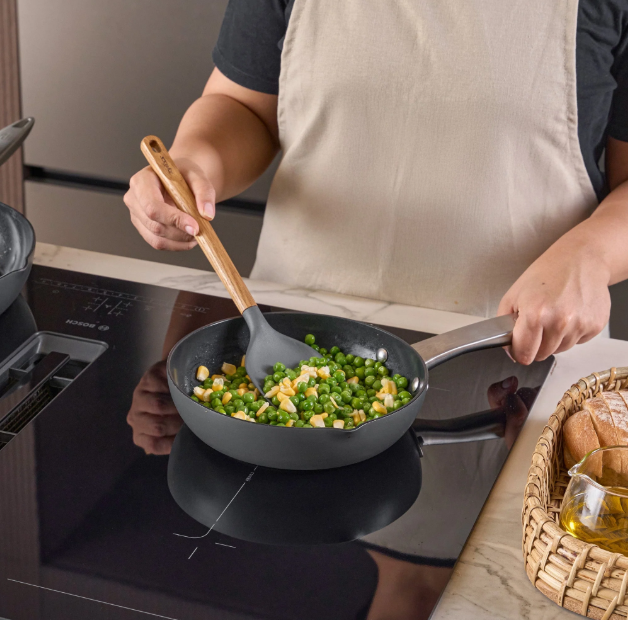 Zyliss Spoon with Oak Wood Handle