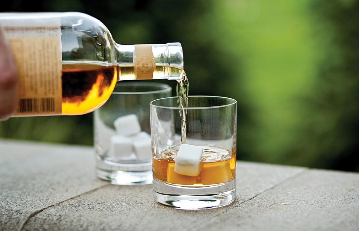 Outset Marble Whiskey Stones – Set of 9