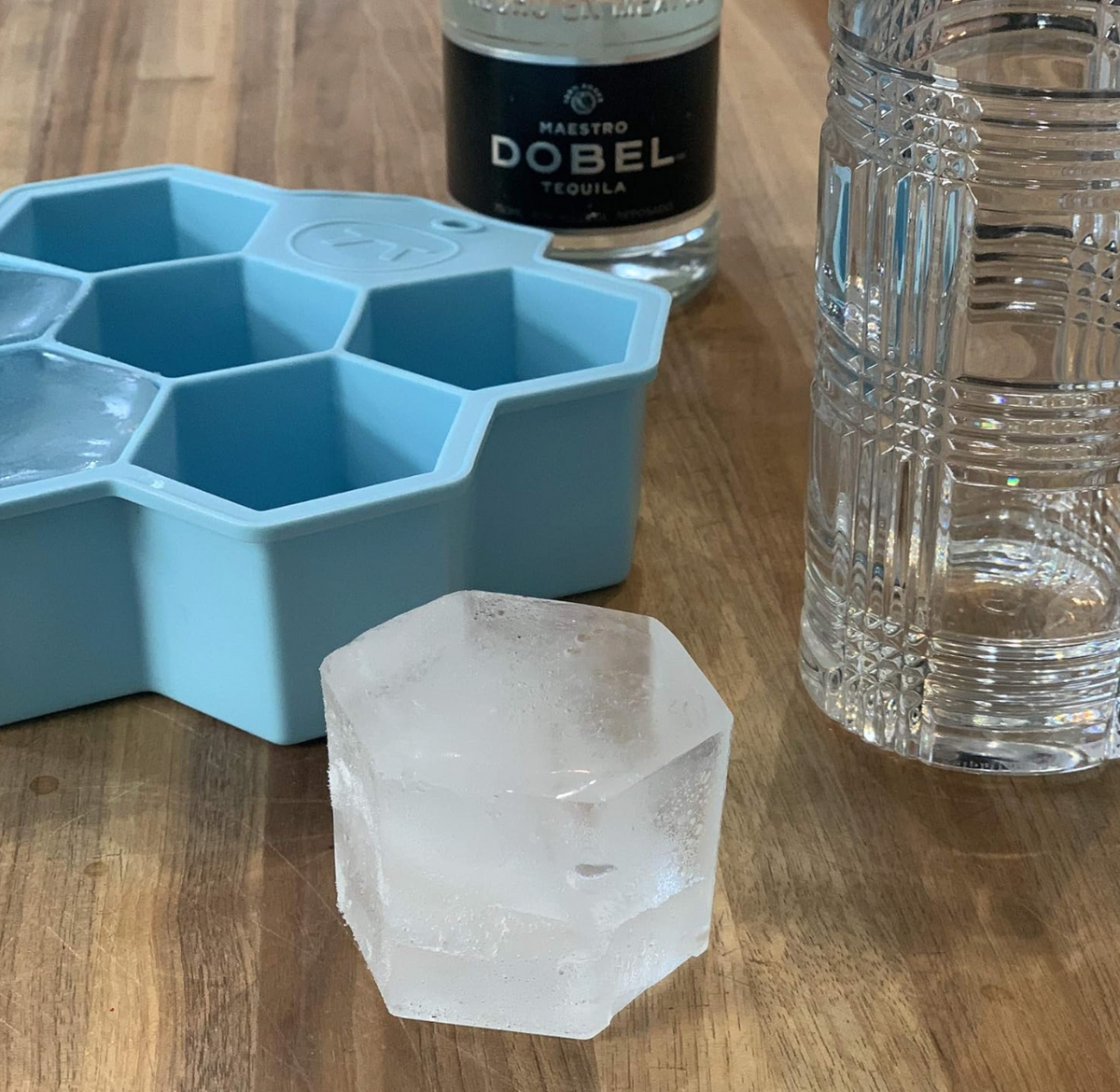 Outset Large Hexagon Ice Cube Tray