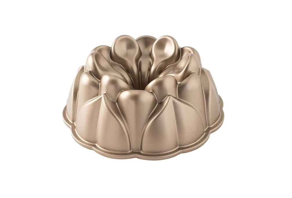 Nordic Ware Magnolia Bundt Pan