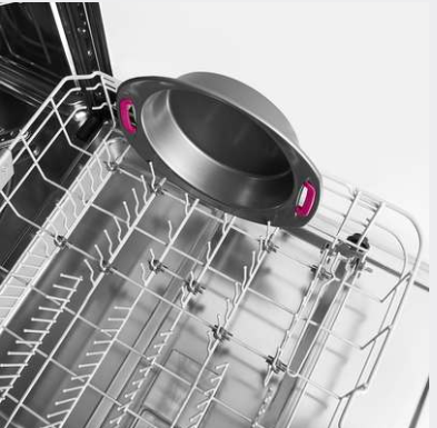 Trudeau Round Cake Pan – Metal – 9" Trudeau by Kitchen Niche