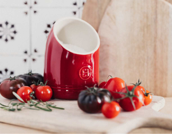 Emile Henry Salt Pig – Burgundy (Grand Cru) – Ø 11 cm – H 15.5 cm – 0.55 L Emile Henry by Kitchen Niche