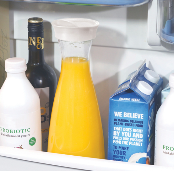 Oggi Carafe – 1.6 L – Clear / White