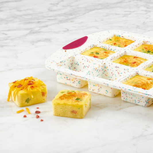 Trudeau Silicone Brownie Baking Pan – Confetti Fuchsia – 12-Cavity Trudeau by Kitchen Niche