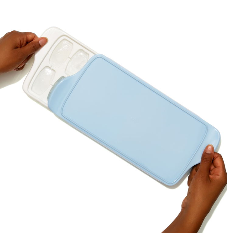 OXO Good Grips Ice Cube Tray with Lid