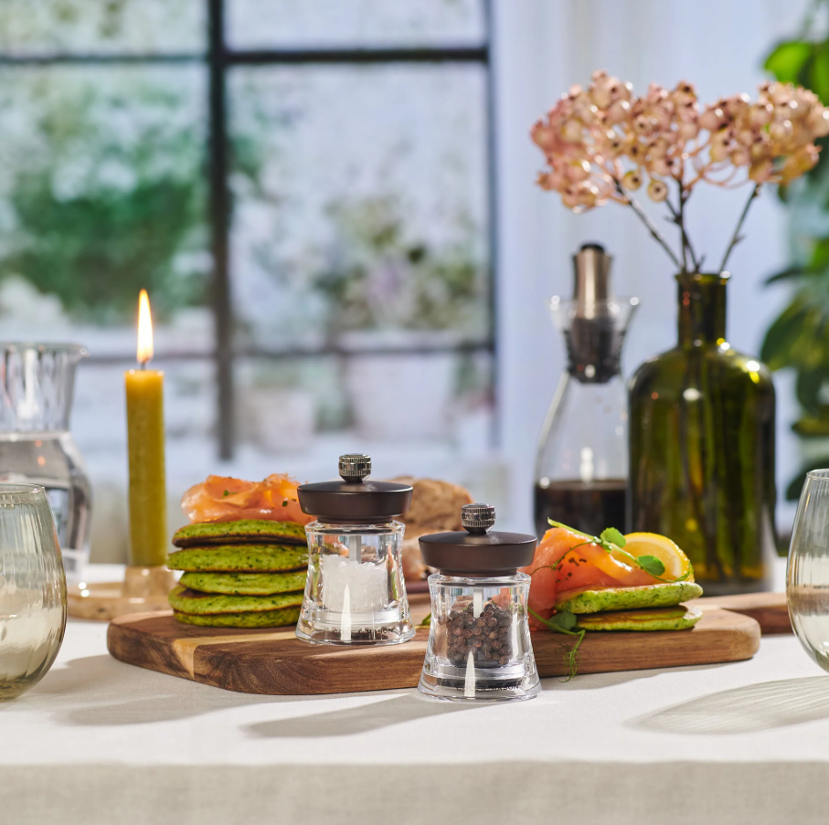 Cole & Mason Holborn Pepper Mill – Chocolate Beech – Acrylic/Wood – Filled