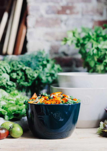 Emile Henry Salad Bowl – S – Cedar Green (Cèdre) – Ø 19 cm – H 12 cm – 2 L Emile Henry by Kitchen Niche