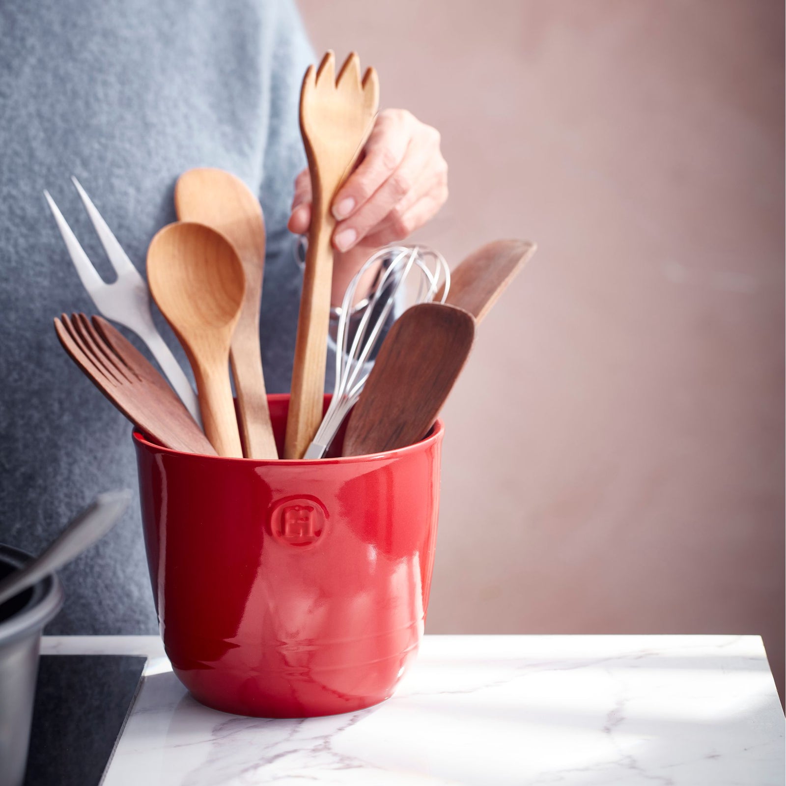 Emile Henry Utensil Pot – Burgundy Red – 13 cm