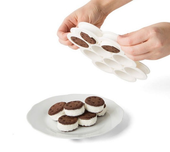Chef'n SweetSpot Mini Ice Cream Sandwich Maker by Kitchen Niche