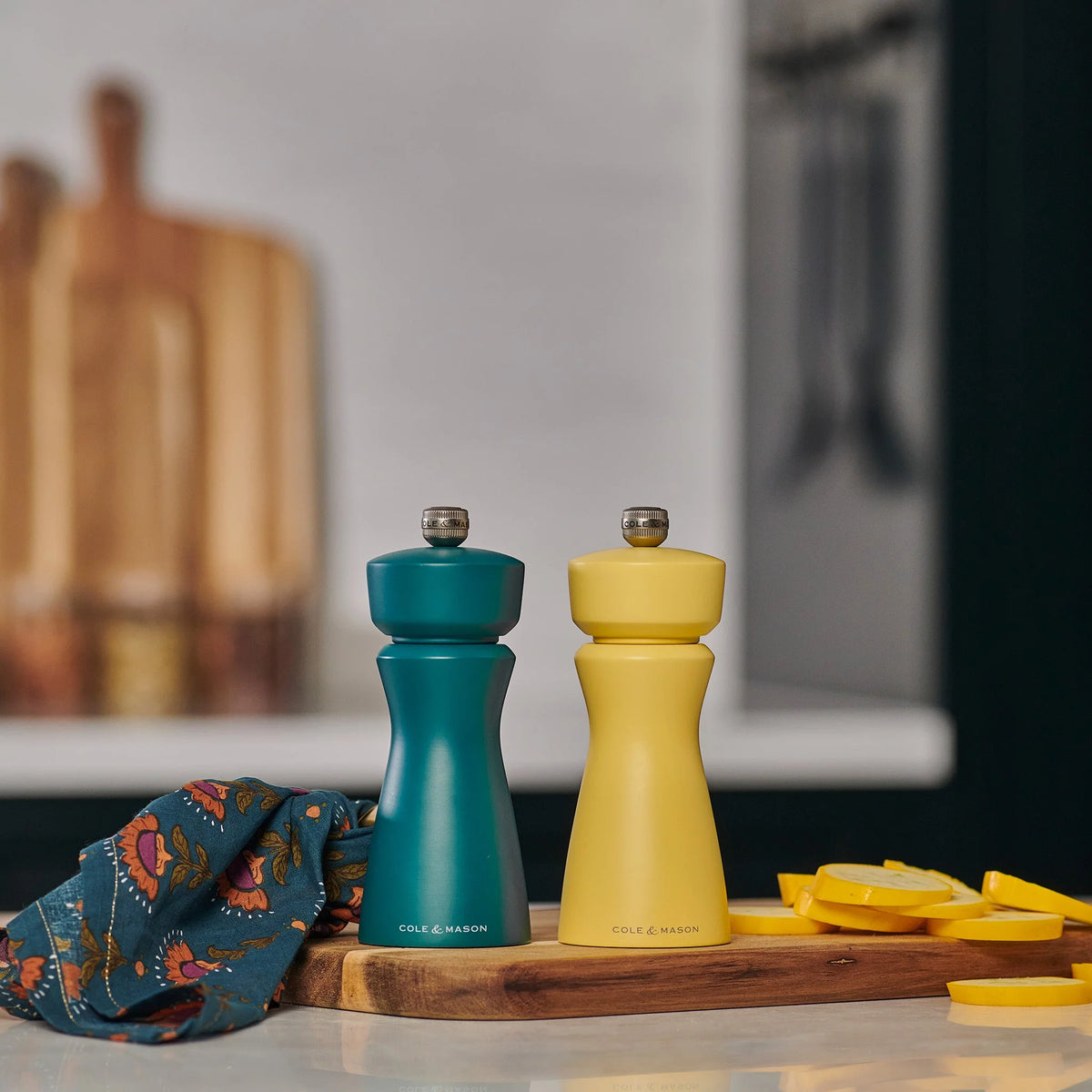 Cole & Mason Kenton Salt/Pepper Mill – Sea Salt