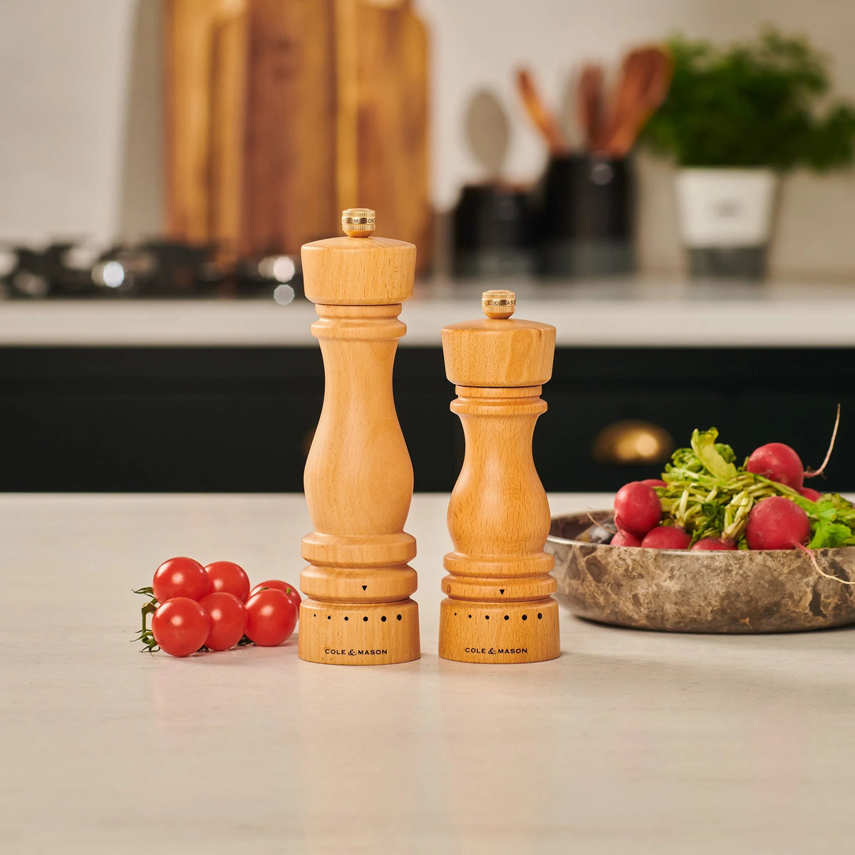 Cole & Mason London Grind Select Salt Mill – Natural Beech – 7" / 18 cm